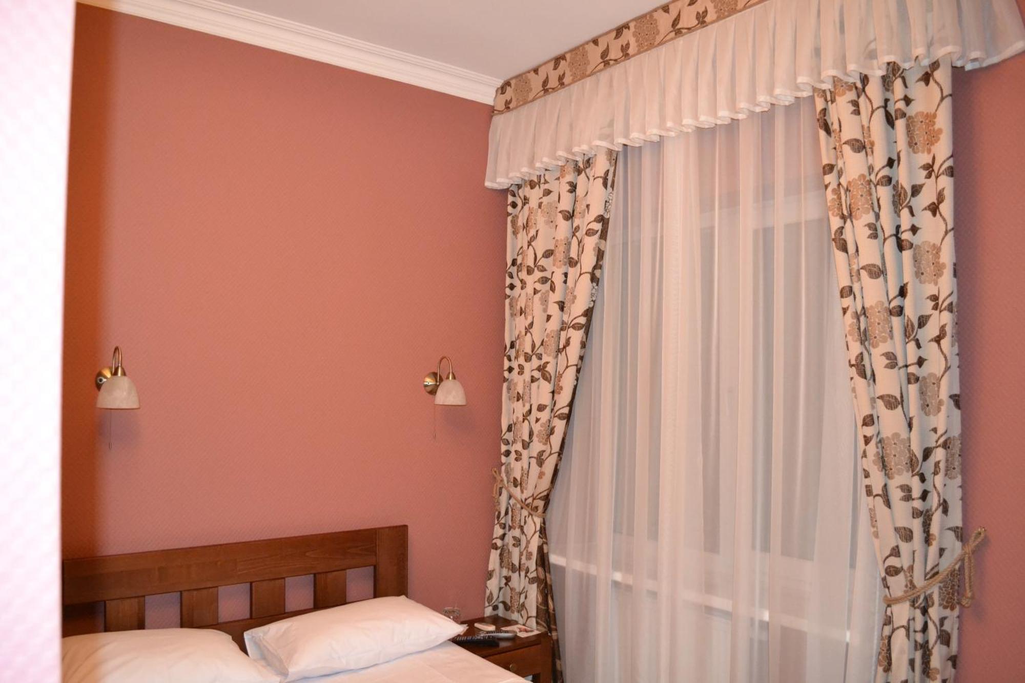 Zolota Forel Hotel Korostov Quarto foto